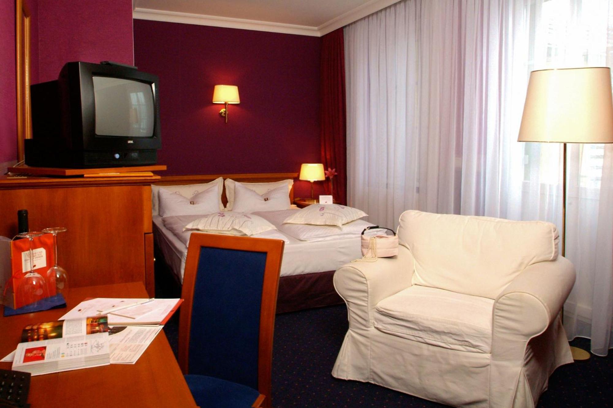 Bei Schumann 5* Kirschau